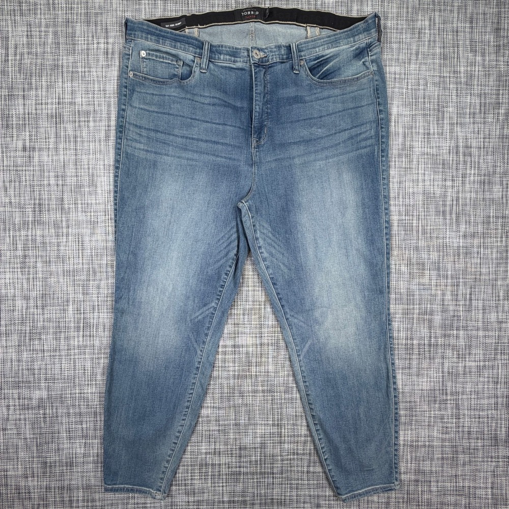 Torrid Womens Sky High Skinny Jeans Medium Wash High Rise Denim Plus Size 24R